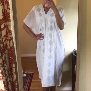 Off White V Neck Diamond Print Caftan One Size